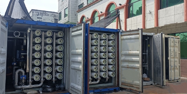 200